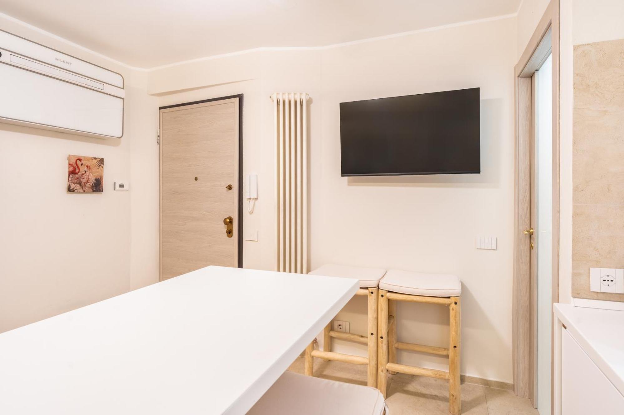 Lecco Antico Pozzo - Modern Suite エクステリア 写真