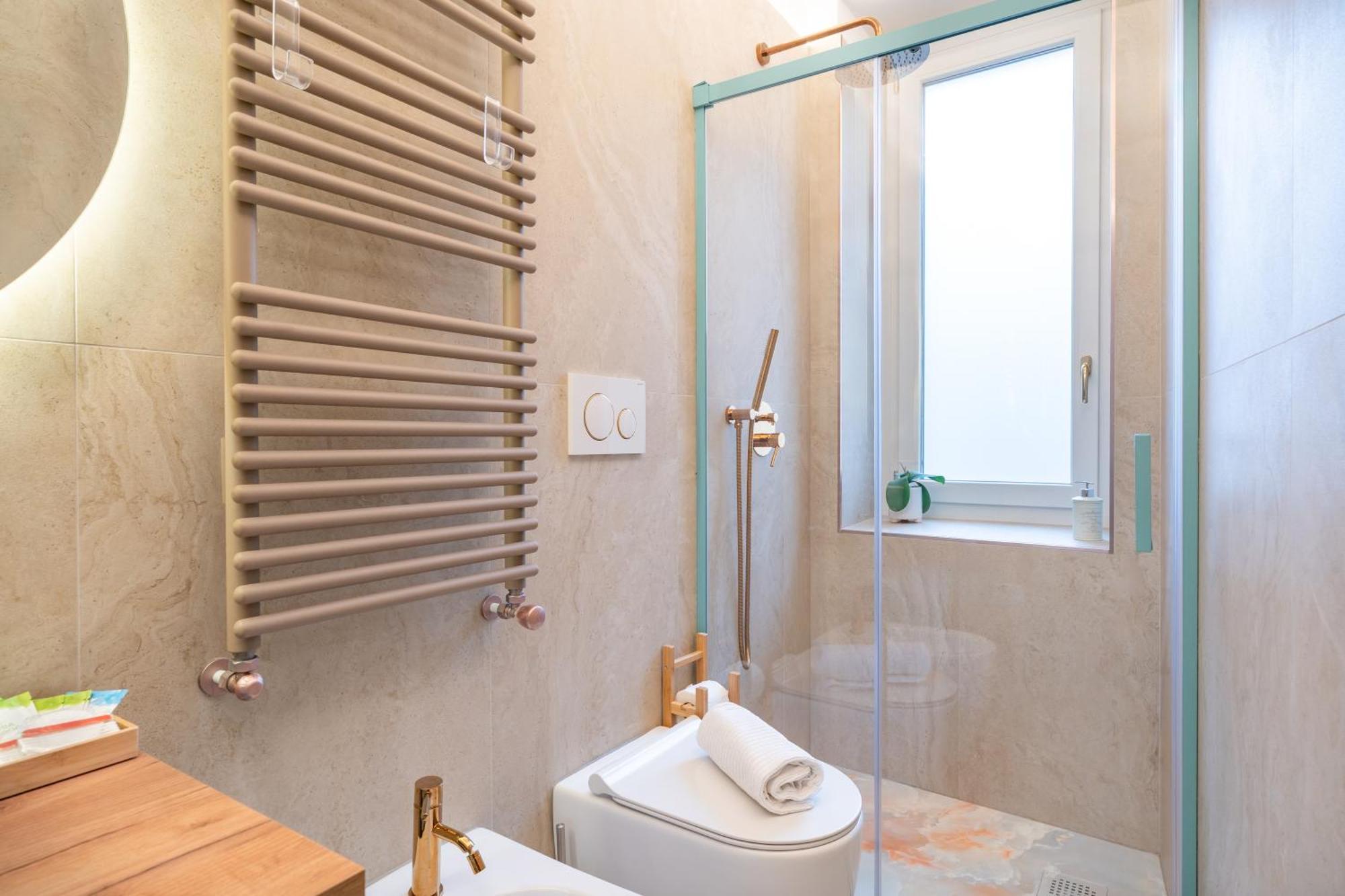 Lecco Antico Pozzo - Modern Suite エクステリア 写真